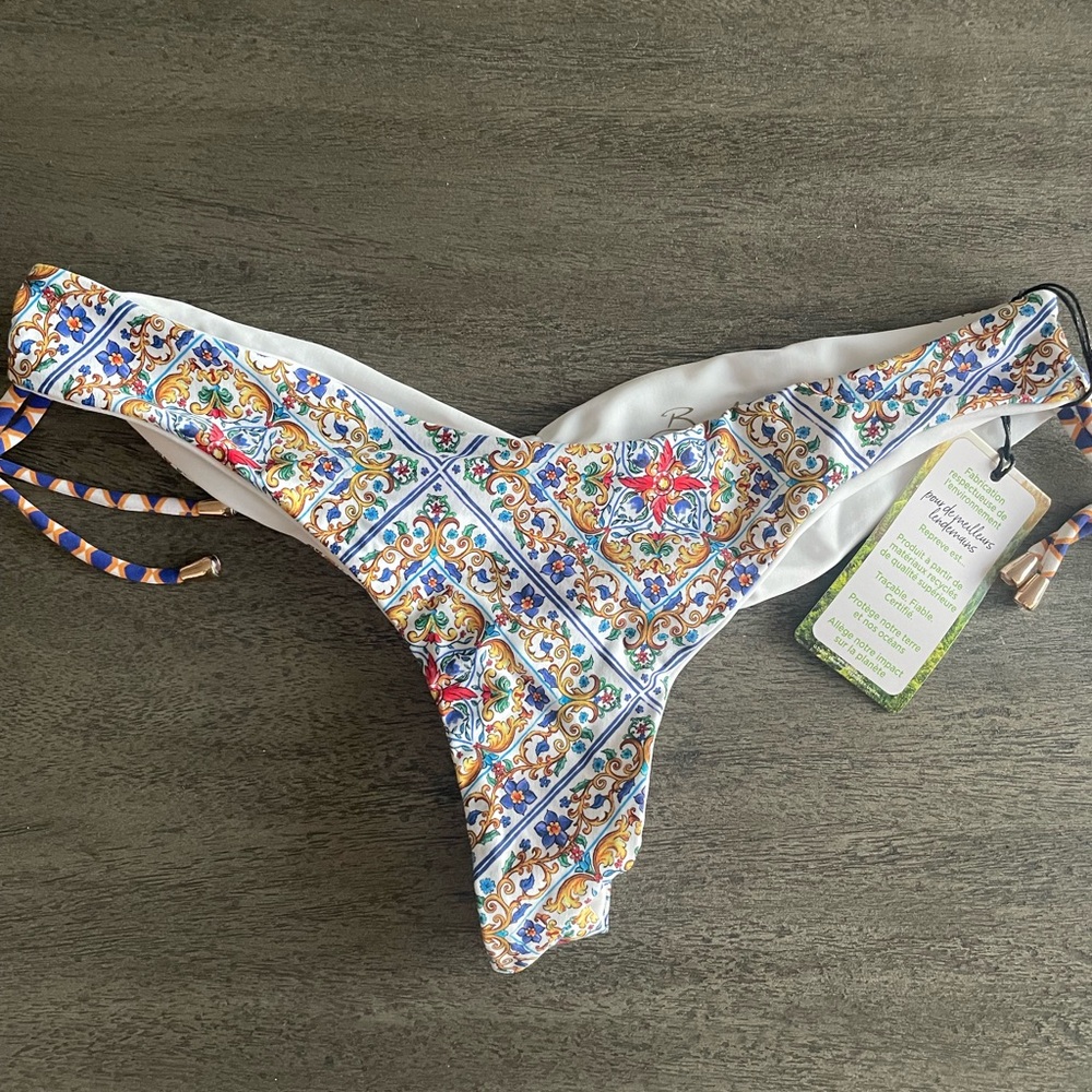 NWT Bydee Hvar Bottoms in Sicilia Medium